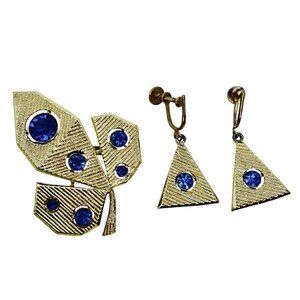 Textured Gold Tone Leaf Brooch & Earrings Set W/ Cobalt Blue Rhinestones (5752)